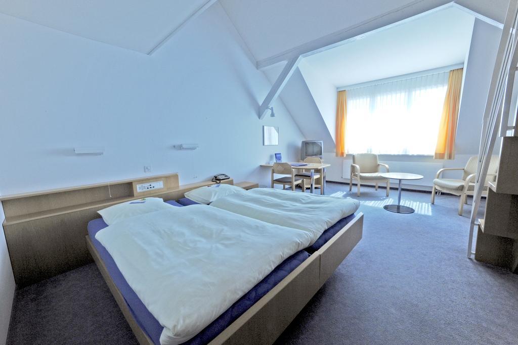 Hotel Laendli Oberägeri Δωμάτιο φωτογραφία